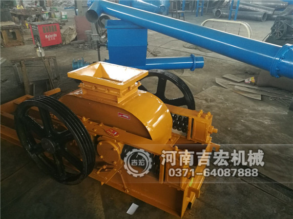 400&times;250石英砂破碎設(shè)備發(fā)往福建漳州