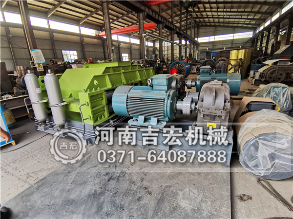 對(duì)輥破碎機(jī)